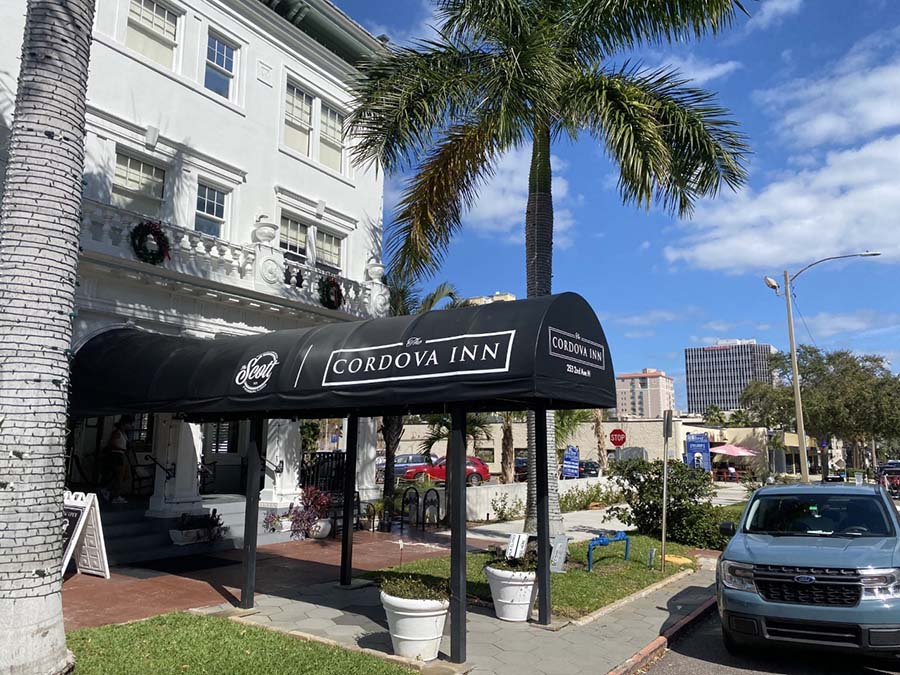 Commercial awning - cordova inn