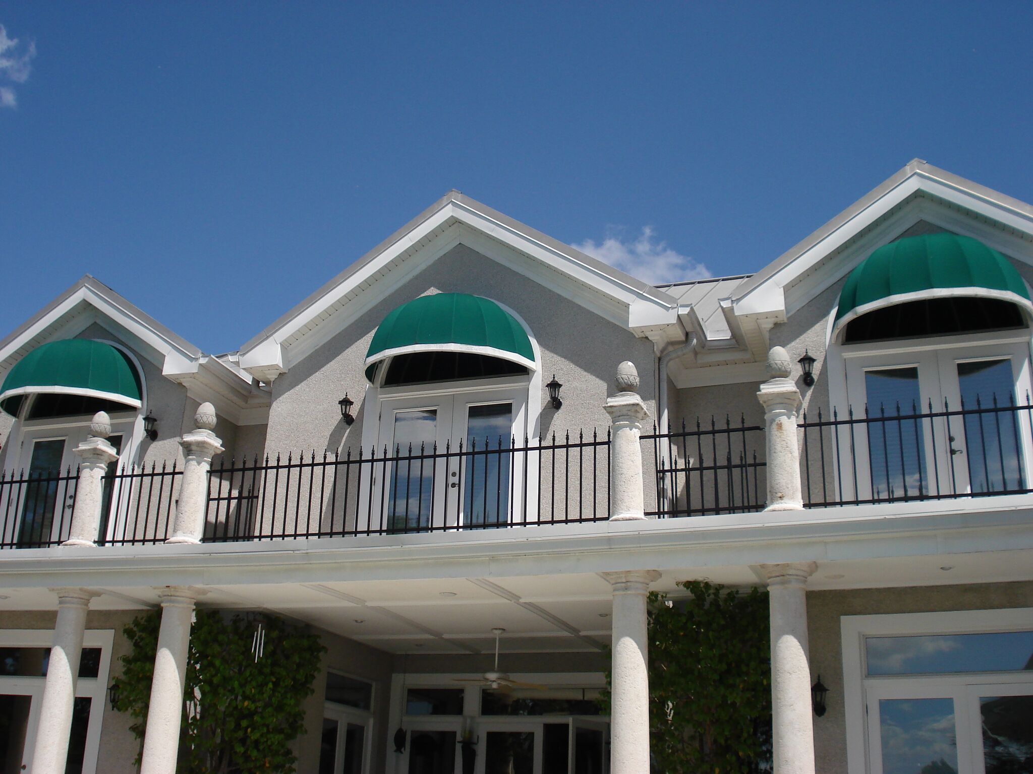 Residential awning - half barrel awning