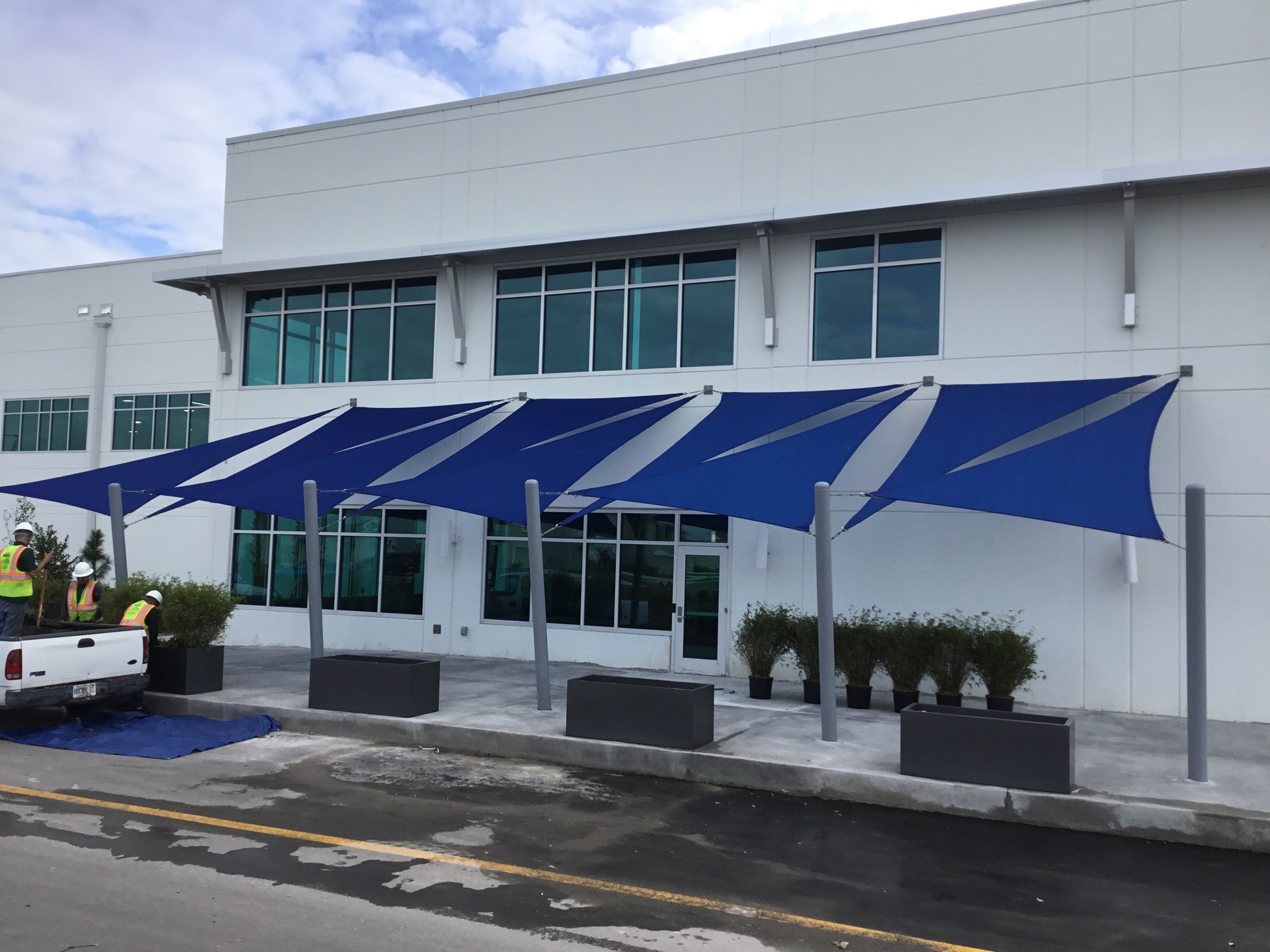 Shade sail - blue shades